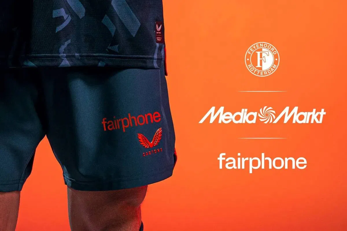 Feyenoord player wearing the new kit featuring the Fairphone logo on the shorts