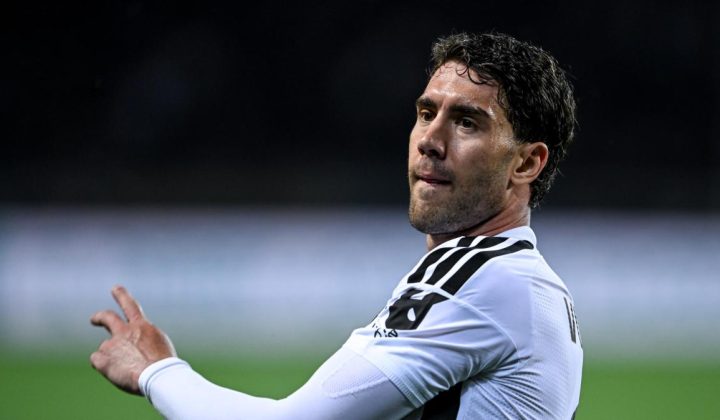 Vlahovic to Napoli: A Smart, Cost-Effective Alternative to Lukaku?