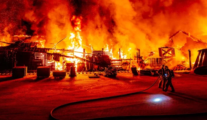 Major Fire Engulfs Warehouse at Zutphen Timber Company, Releasing Asbestos