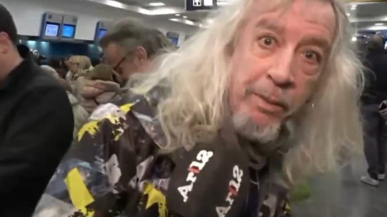 Diego Capusotto’s Hilarious Airport Encounter Goes Viral