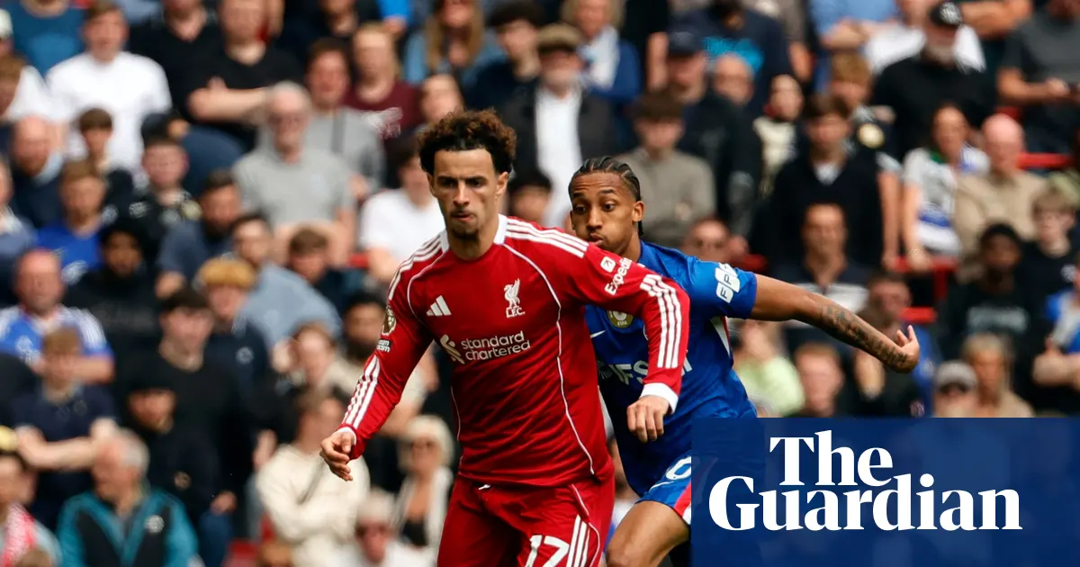 Inter Milan Poised for Curtis Jones Bid as Liverpool Contract Nears End