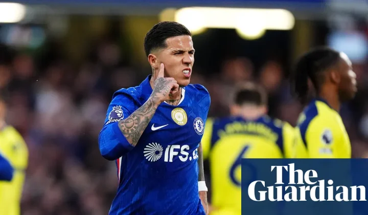 Fernández and Santos Goals Sink Tottenham, Survival Battle Goes to Final Day