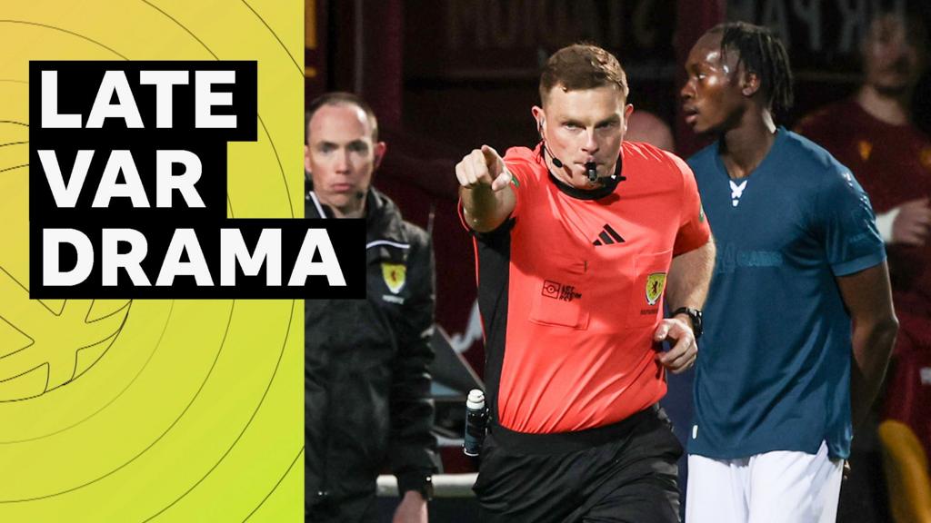 Controversial 99th-Minute Penalty Keeps Scottish Title Race Alive for Celtic