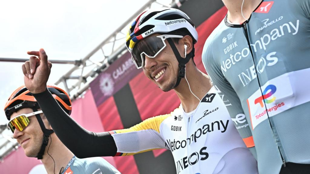 Egan Bernal’s Moustache: A Symbol of Strength and Luck at the Giro d’Italia