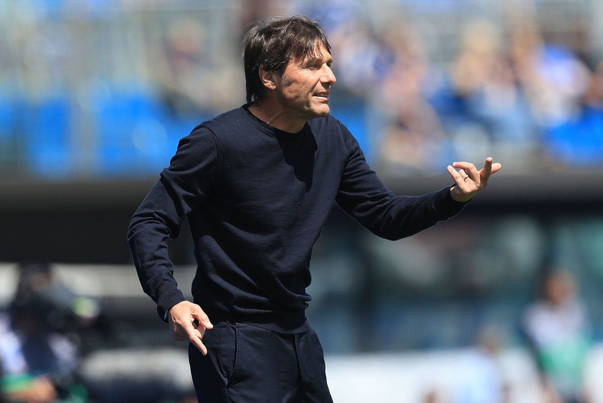 Antonio Conte reacting during a Serie A match as manager of SSC Napoli