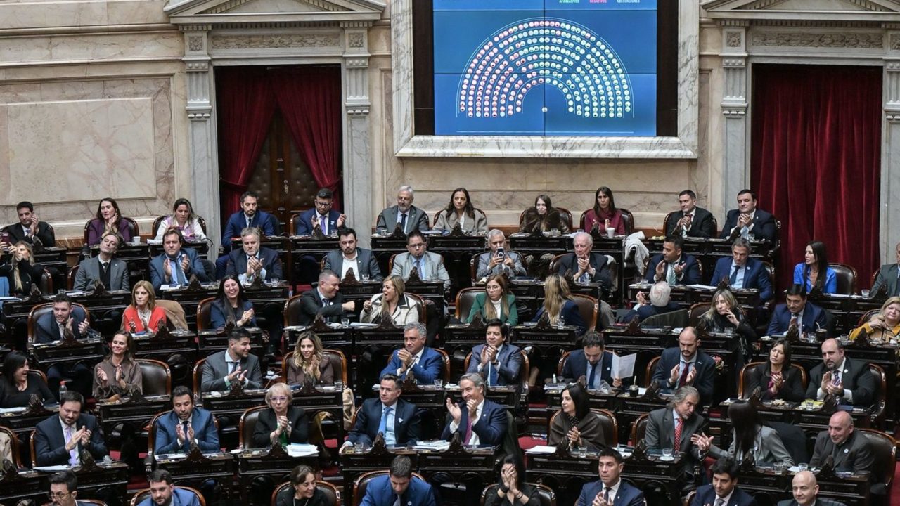 Argentina’s Congress Advances Bill to Modify Cold Zones Law, Impacting Gas Subsidies