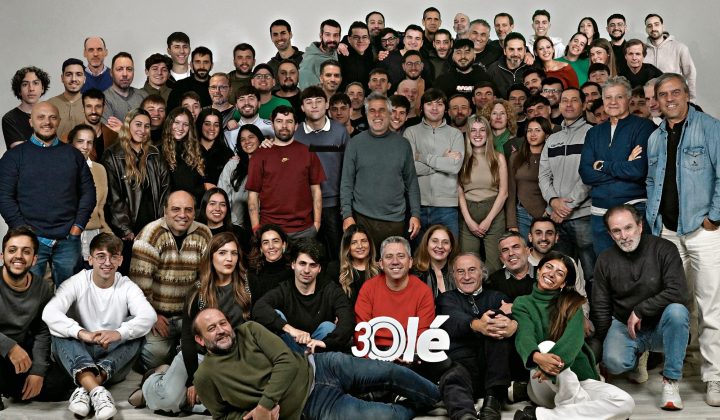 Olé Celebrates 30 Years of Passionate Sports Journalism in Argentina