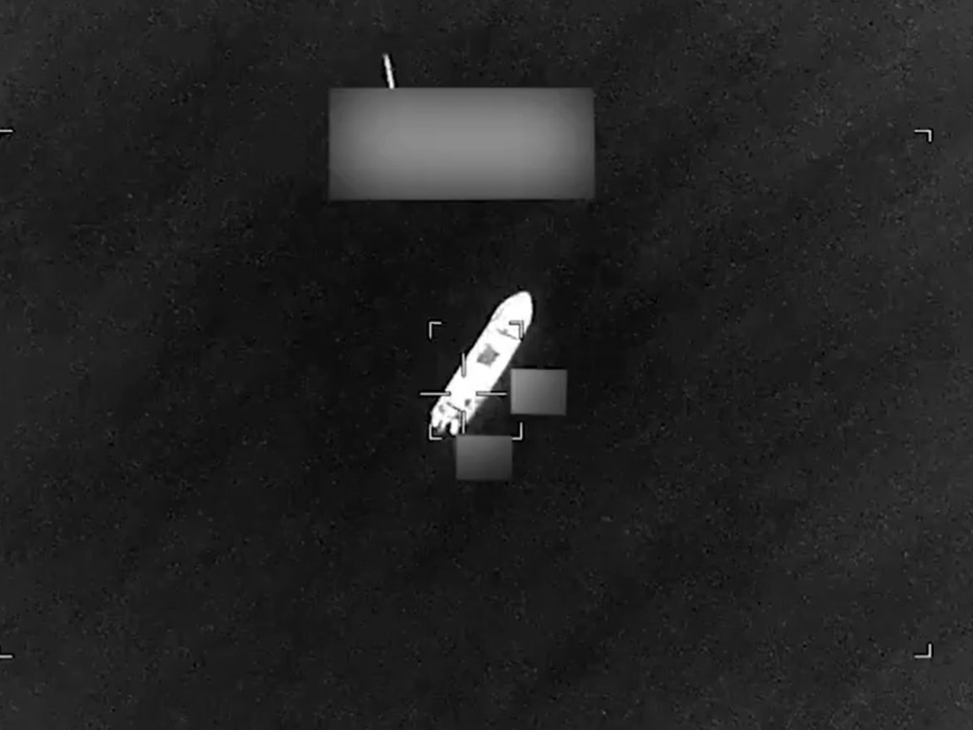 Buque interceptado por fuerzas militares de EE.UU. en el Océano Pacífico.