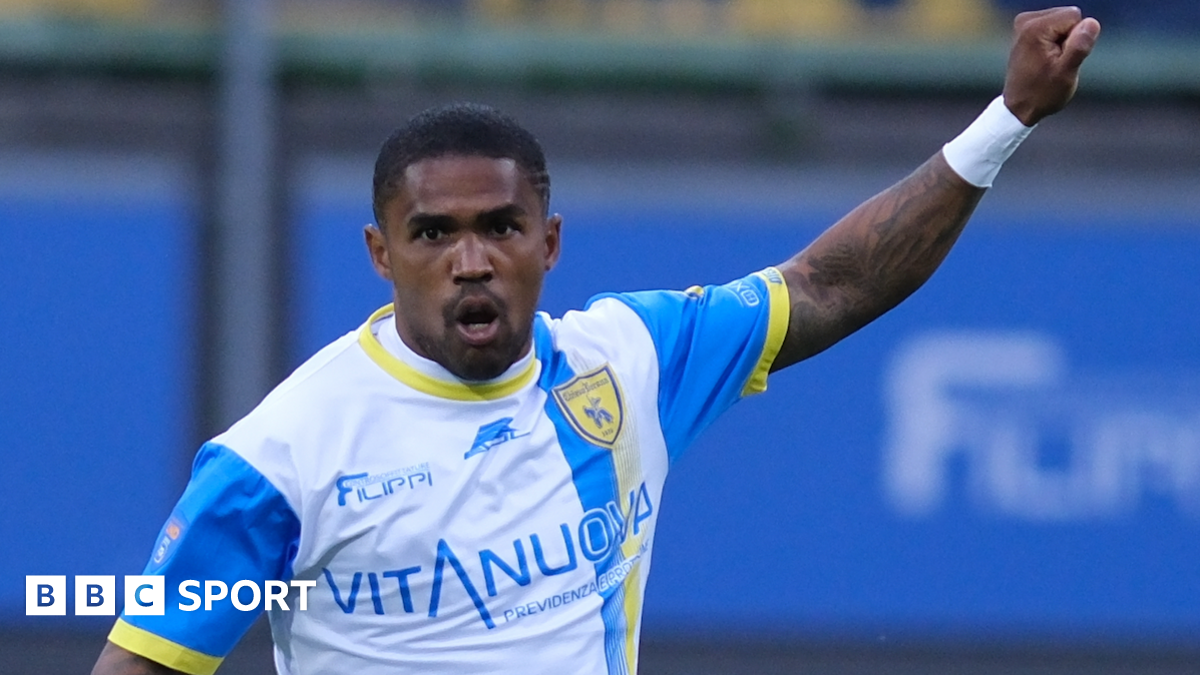 Chievo Verona’s Serie D Promotion Bid Bolstered by Douglas Costa and Mario Balotelli’s Influence