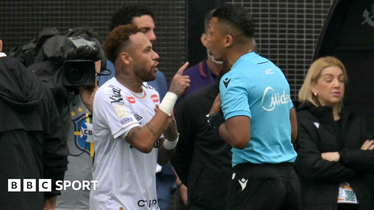 Neymar in Furious On-Pitch Row After Apparent Wrong World Cup Squad Substitution