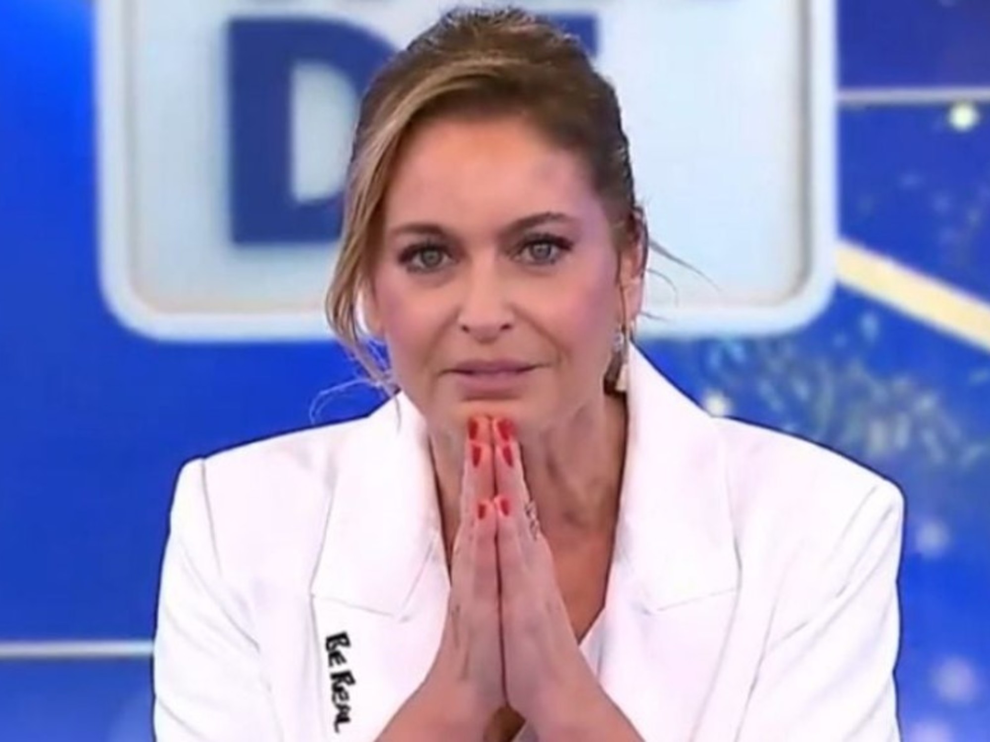 Karina Mazzocco emocionada durante la despedida de 