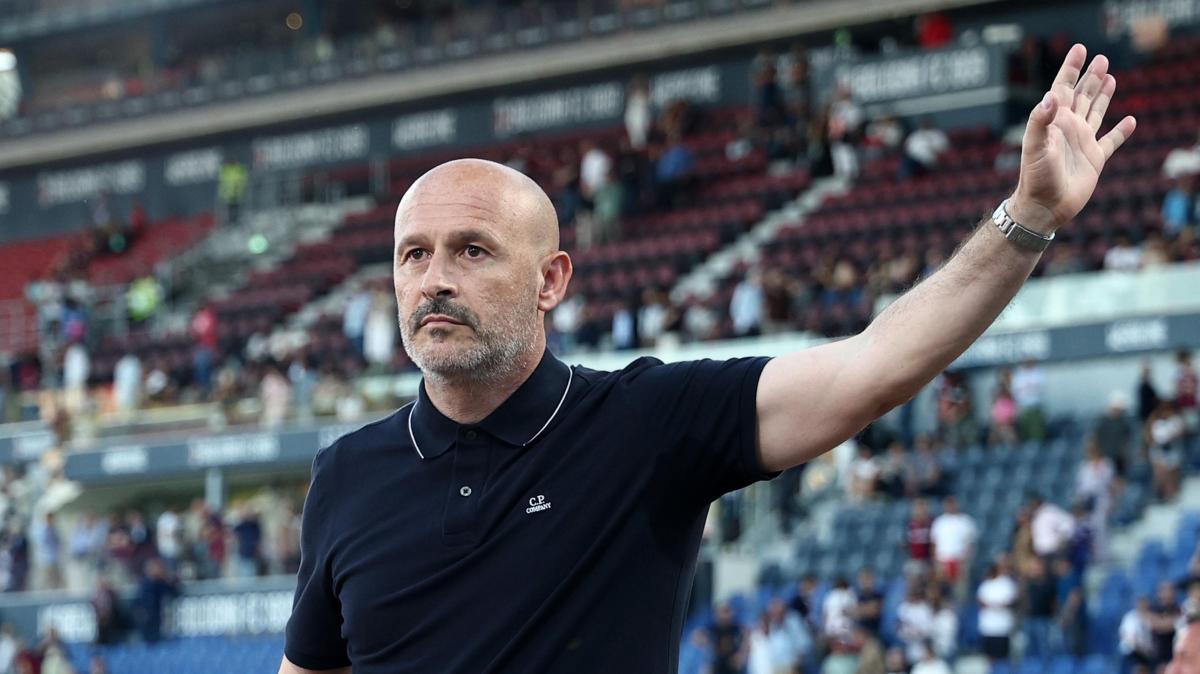 Vincenzo Italiano Awaiting Napoli’s Move as Crucial Week Unfolds