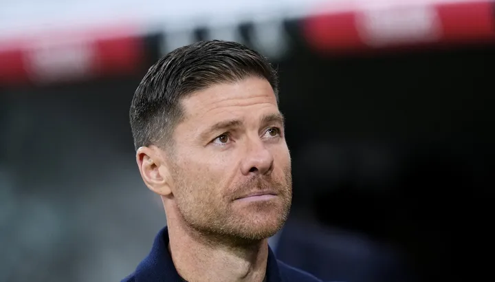 Chelsea Managerial Dilemma: Alonso or Iraola for Stamford Bridge Rebuild?