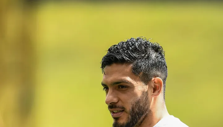 Raul Jimenez Hints at Shock Wolves Return Amid Fulham Contract Expiry