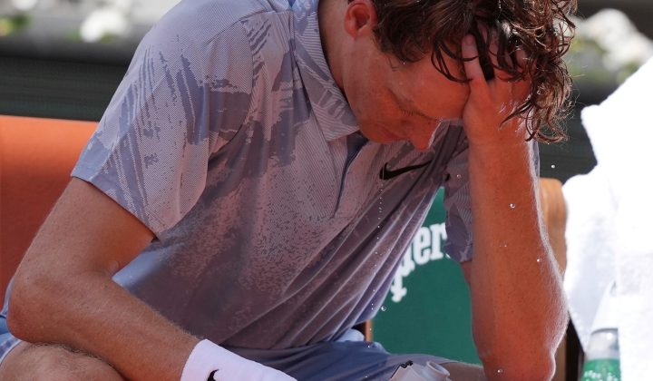 Sinner’s Shock French Open Exit: A Missed Opportunity in Paris