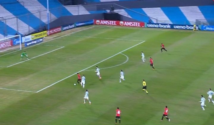 Early Own Goal Rocks Racing in Copa Sudamericana Clash Against Caracas