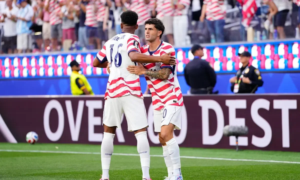 Pulisic Substituted at Halftime Due to Calf Issue, Pochettino Confirms