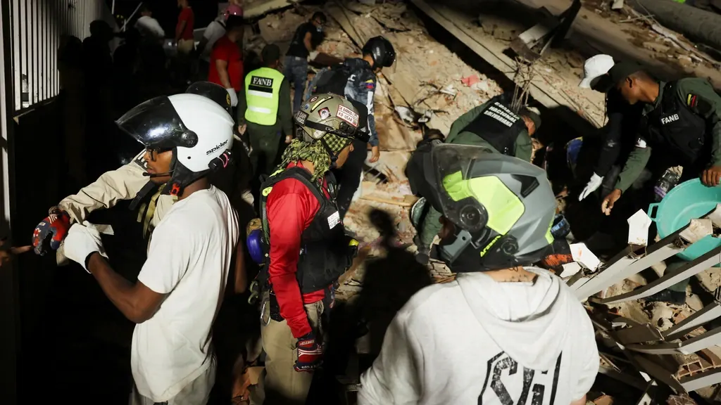 Major Earthquakes Strike Venezuela, International Rescue Efforts Underway