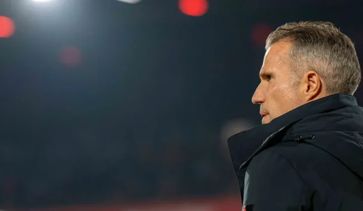 Robin van Persie Departs Feyenoord Quietly, Declines Comment
