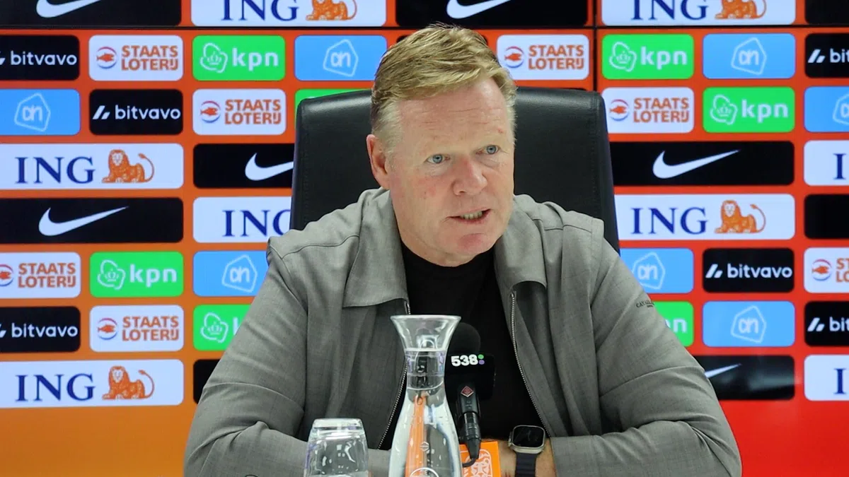 Koeman undecided on first-choice striker between Malen and Depay