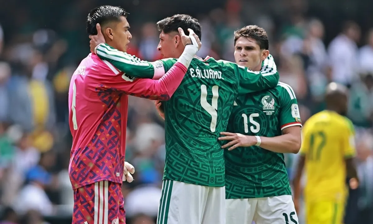 Álvarez Set to Start for Mexico Against South Korea After Opening Match Bench Role