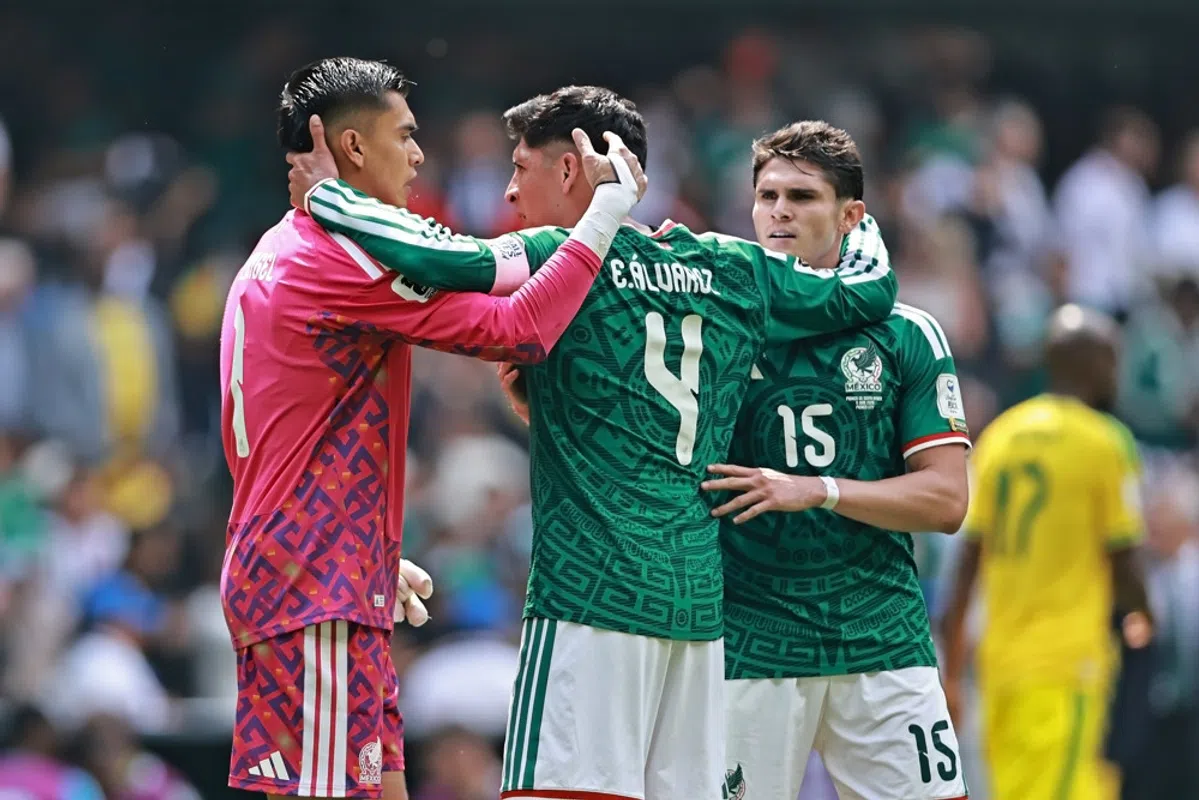 Edson Álvarez, Mexican national football team player