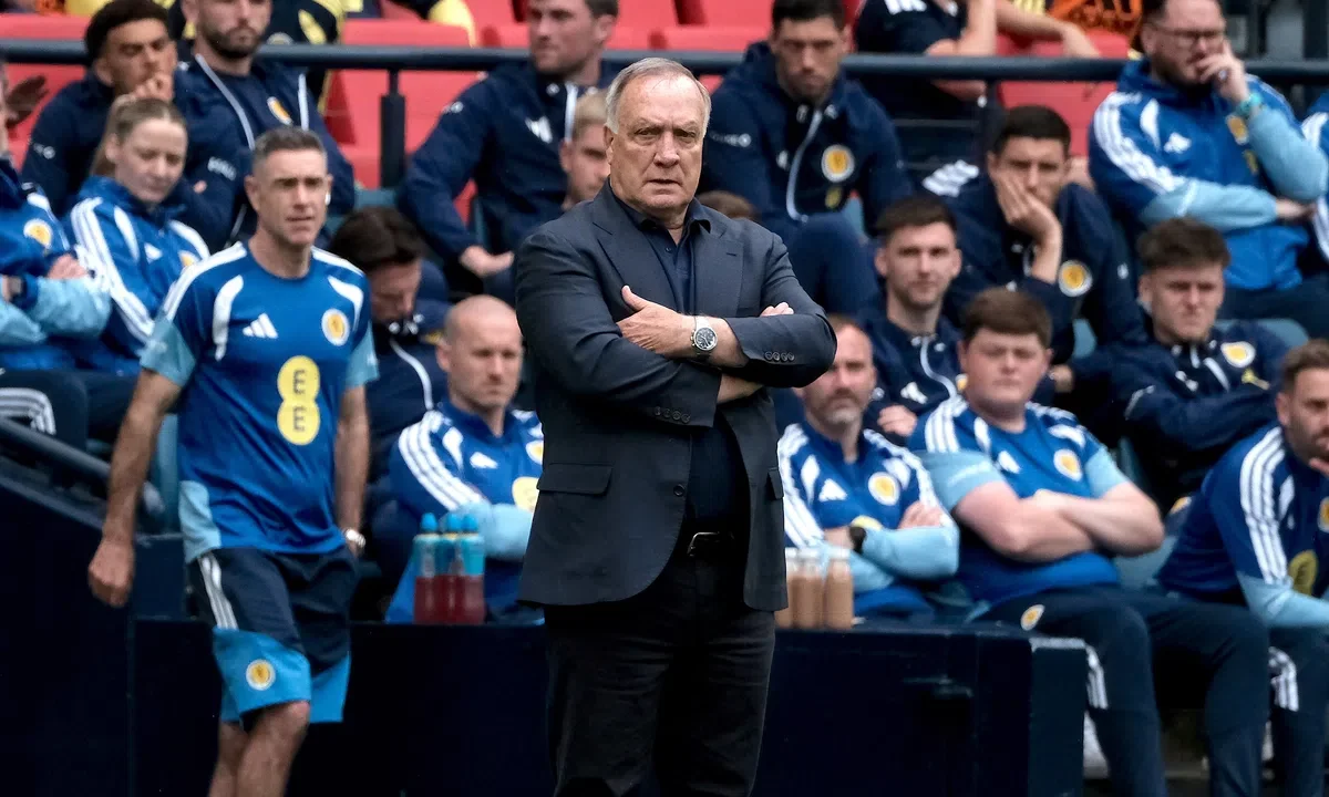 Dick Advocaat Ready to Make Impact with Curaçao at World Cup