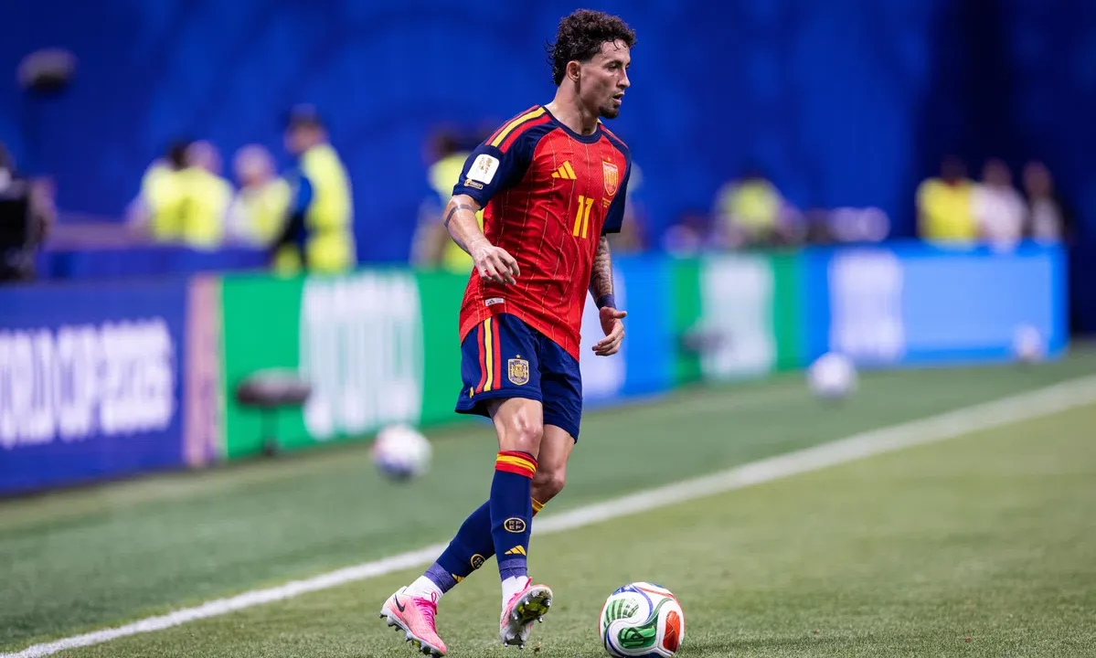 Spain Faces Injury Concerns as Williams and Pino Pick Up Injuries in Uruguay Victory