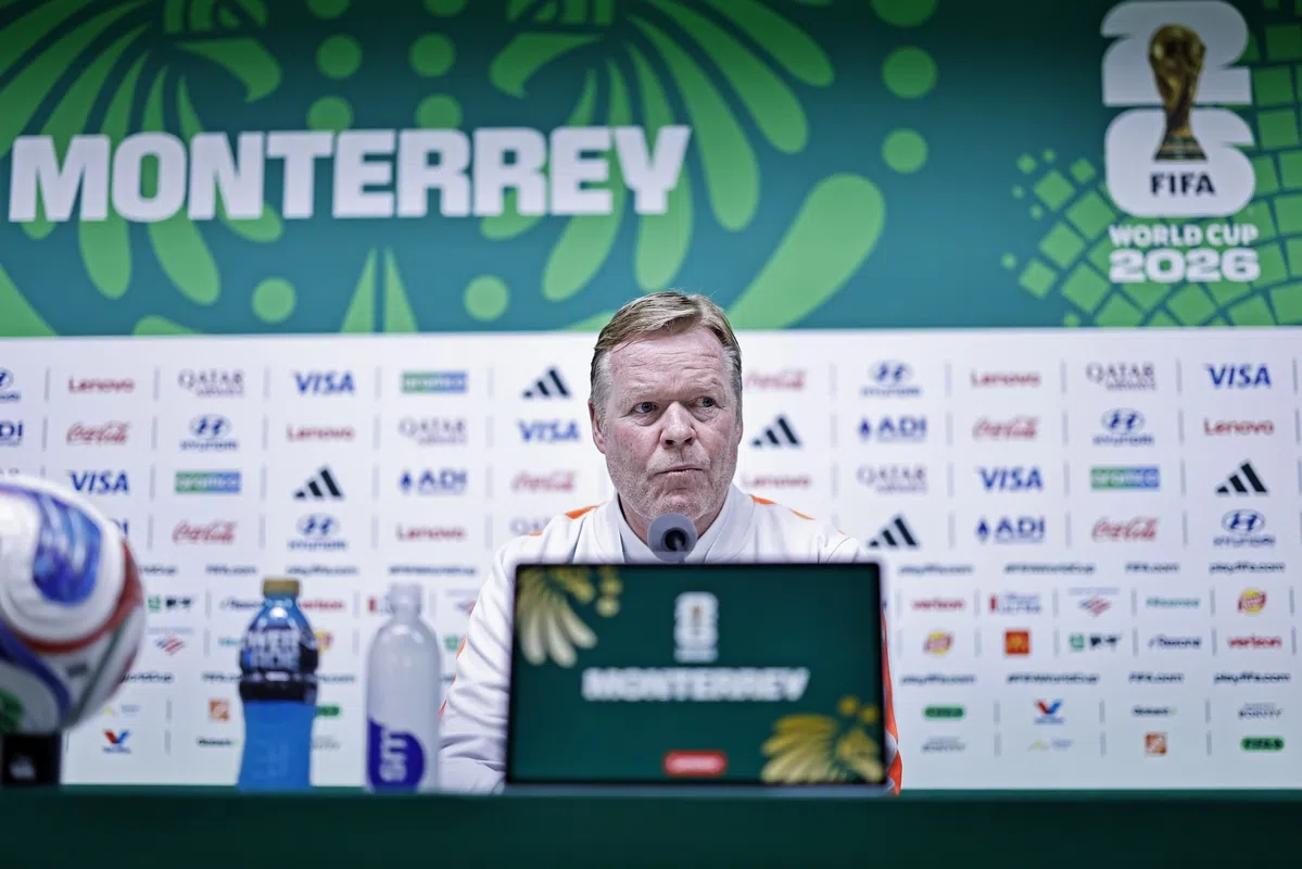 Netherlands coach Ronald Koeman addressing the press.