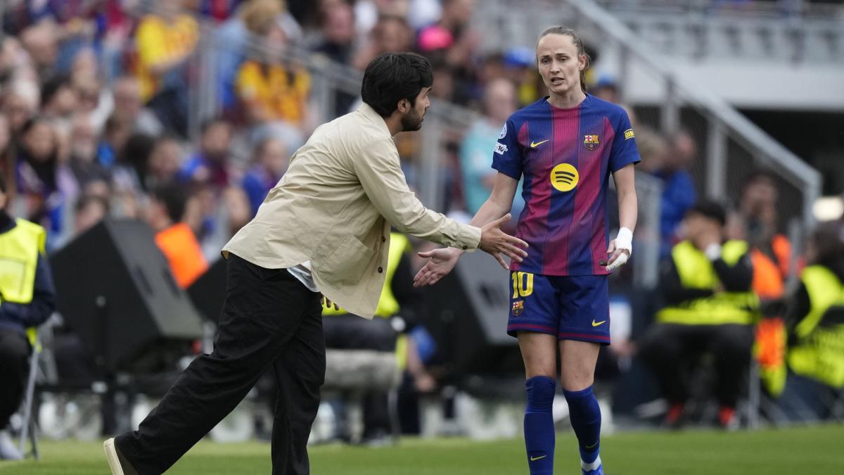 Barcelona Femeni Faces Uncertainty Over Key Contract Renewals Amidst Graham Interest