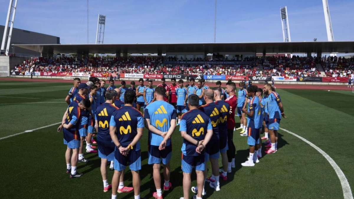 Spain Poised for World Cup Glory, Says Roberto Gómez