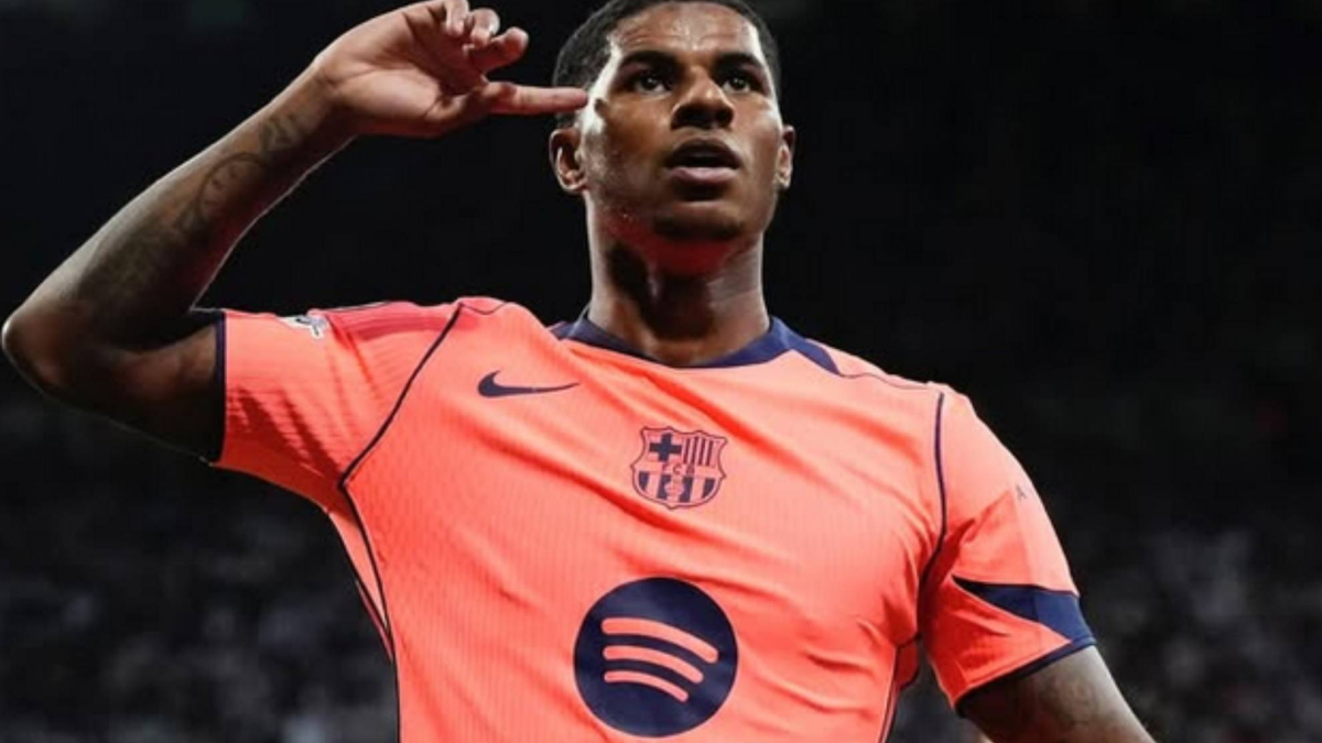 Manchester United Considers Ending Barcelona Negotiations for Rashford Amidst Frustration