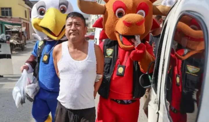 Peruvian Police Disguised as World Cup Mascots to Catch Drug Trafficker