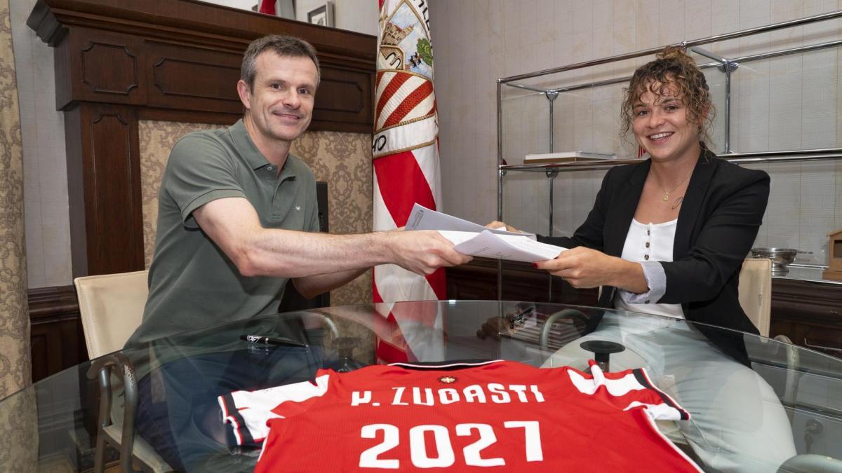Athletic Bilbao Women’s Squad Sees Key Renewals Amidst Departures