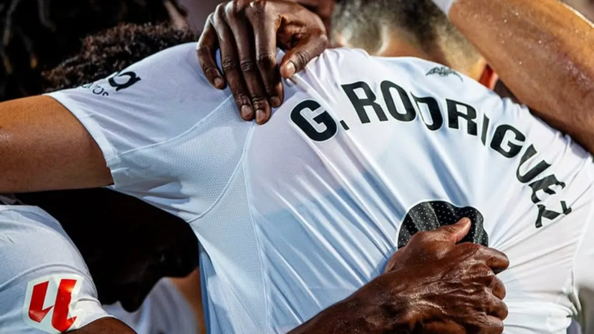 Valencia Sets Guido Rodríguez Deadline Amidst Improved Contract Offer