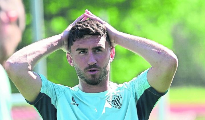 Aymeric Laporte Ranks Third Among Spanish Players for Transfer Fees