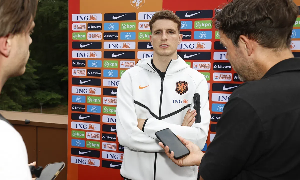 Netherlands Midfield Options Under Scrutiny Following Draw with Japan
