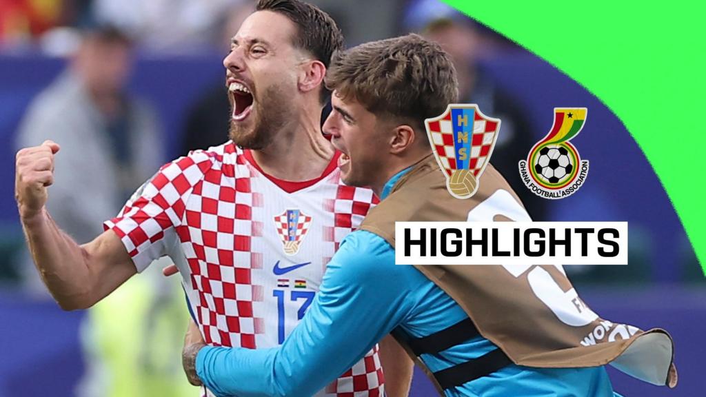 Croatia Edges Ghana to Secure World Cup Knockout Stage Spot