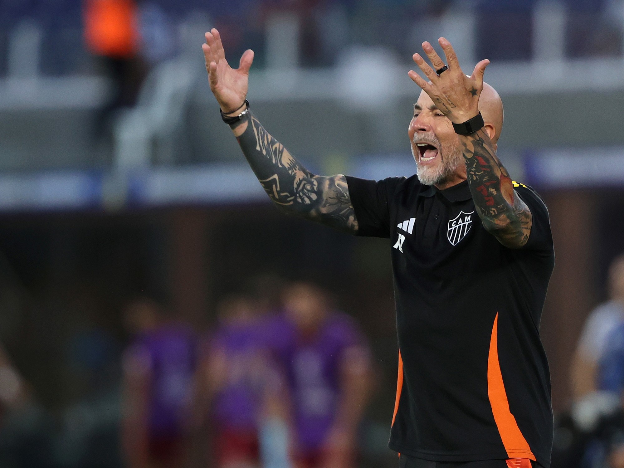 Jorge Sampaoli gestures while coaching Atlético Mineiro