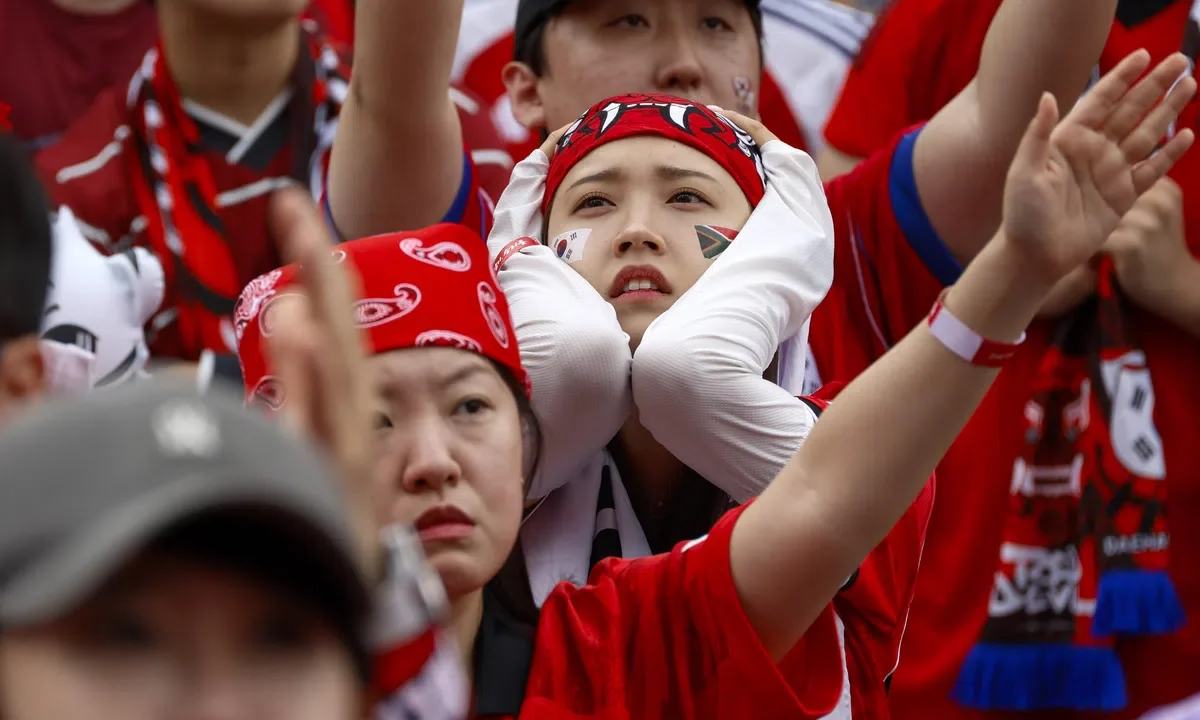 South Korea’s World Cup Hopes Dim as Media Questions Performance, Speculates on Food Poisoning