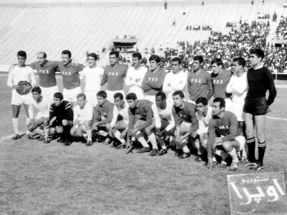 Iraqi Sevilla Fan Founds Club Branch and Football School in Baghdad