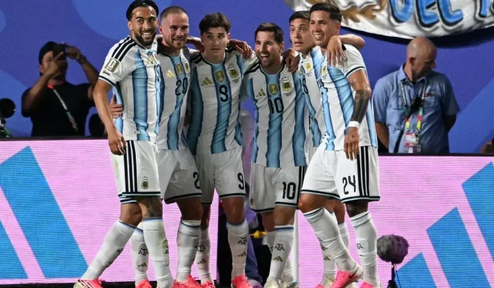 Messi’s Record-Breaking Hat-Trick Powers Argentina to Dominant World Cup Victory Over Algeria