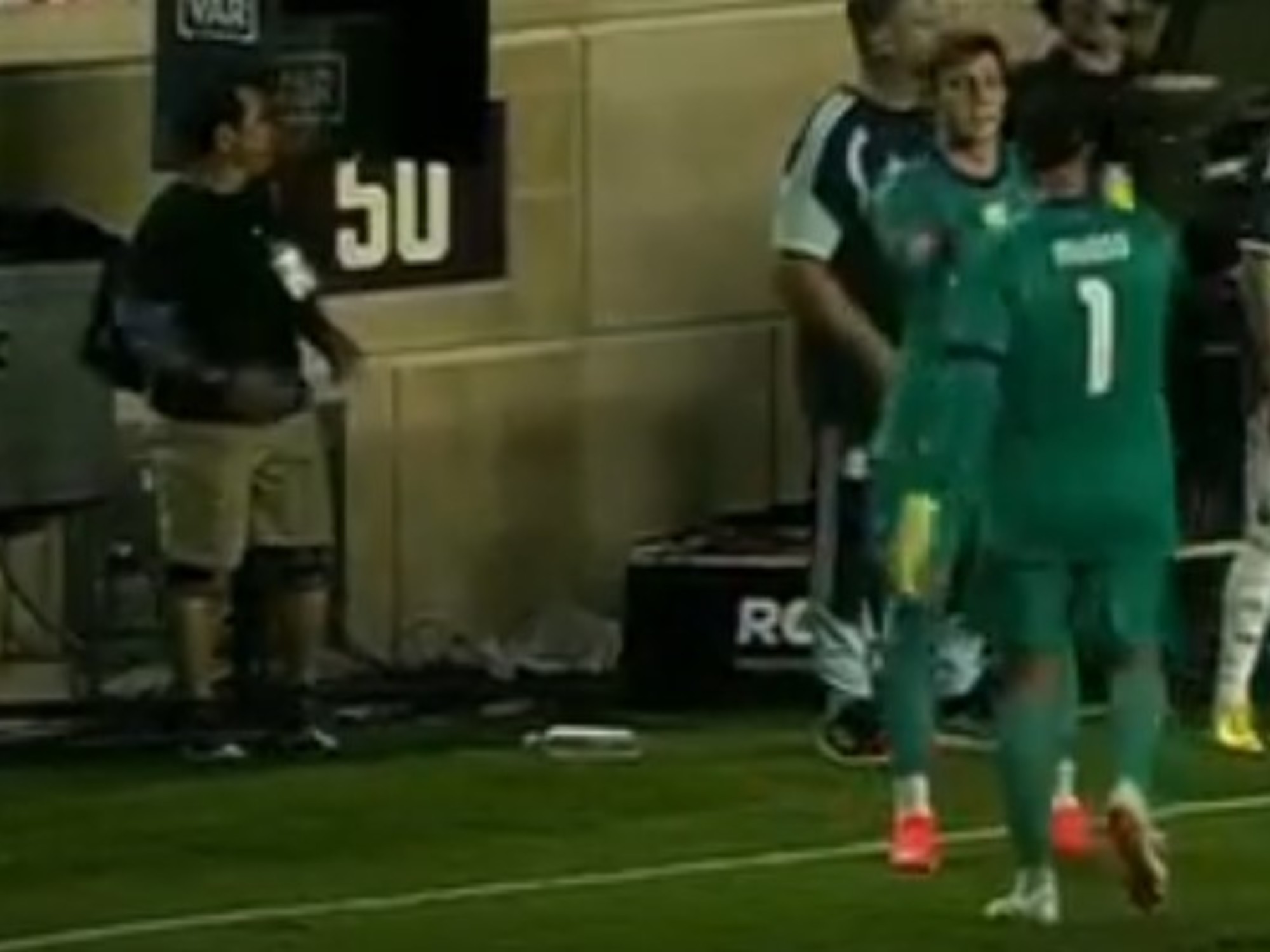 Santiago Beltrán en acción con la camiseta de la Selección Argentina.