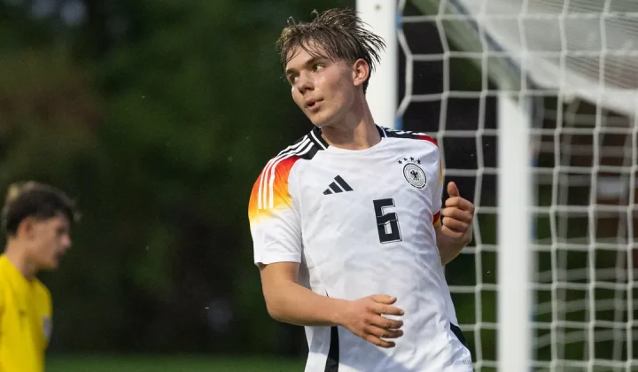 Kennet Eichhorn: Bayer Leverkusen Sign Rising German Youth International Midfielder