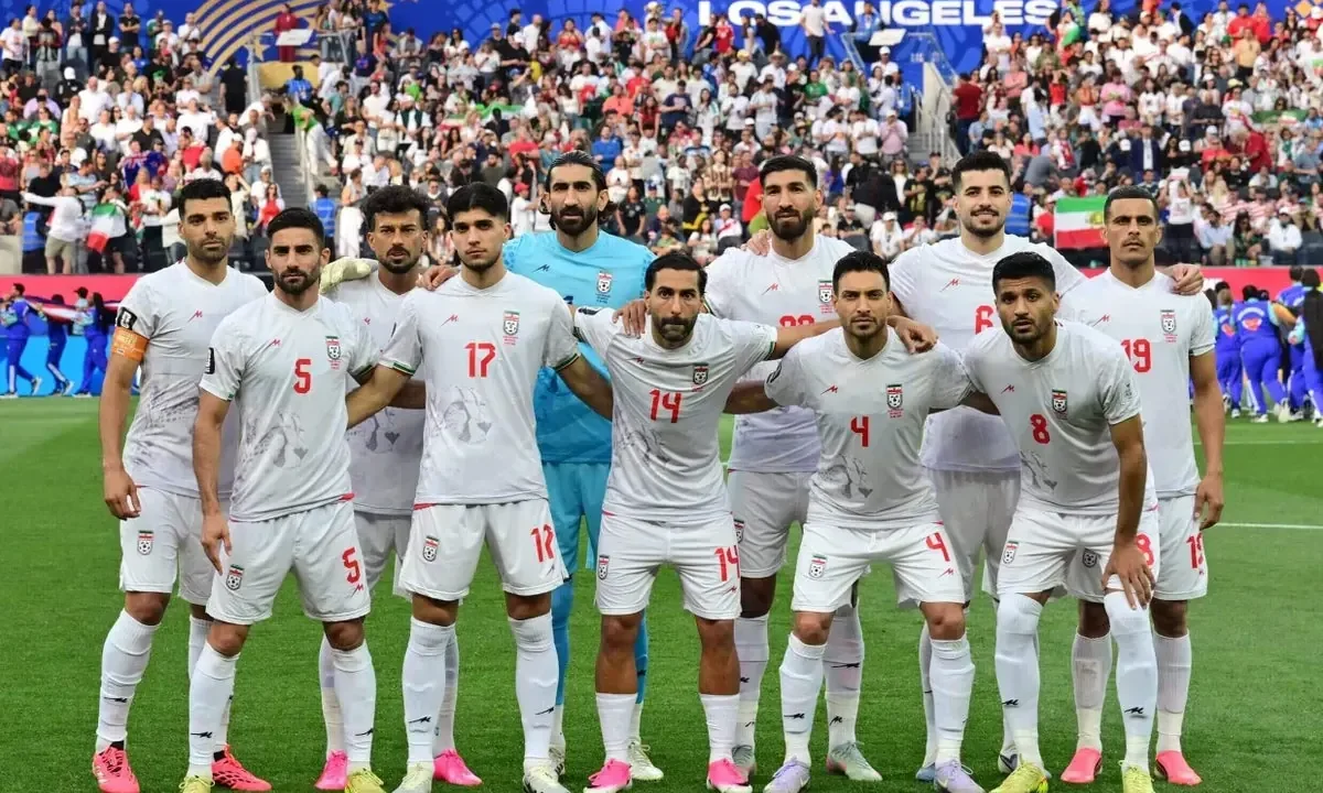 Pre-Revolutionary Flags and Boos Mark Iran’s World Cup Opener Amidst Dissent