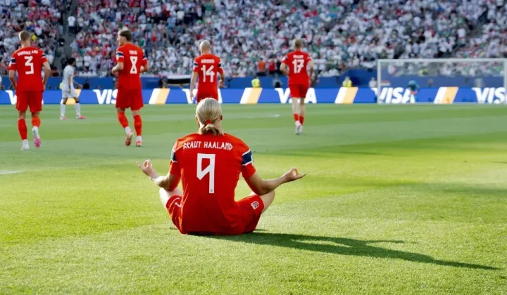 Haaland Shines on World Cup Debut as Norway Thrashes Iraq Amidst Stadium Sprinkler Drama