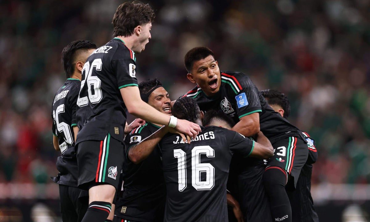 Hosts Shine as World Cup Group Stage Delivers Goals and Drama