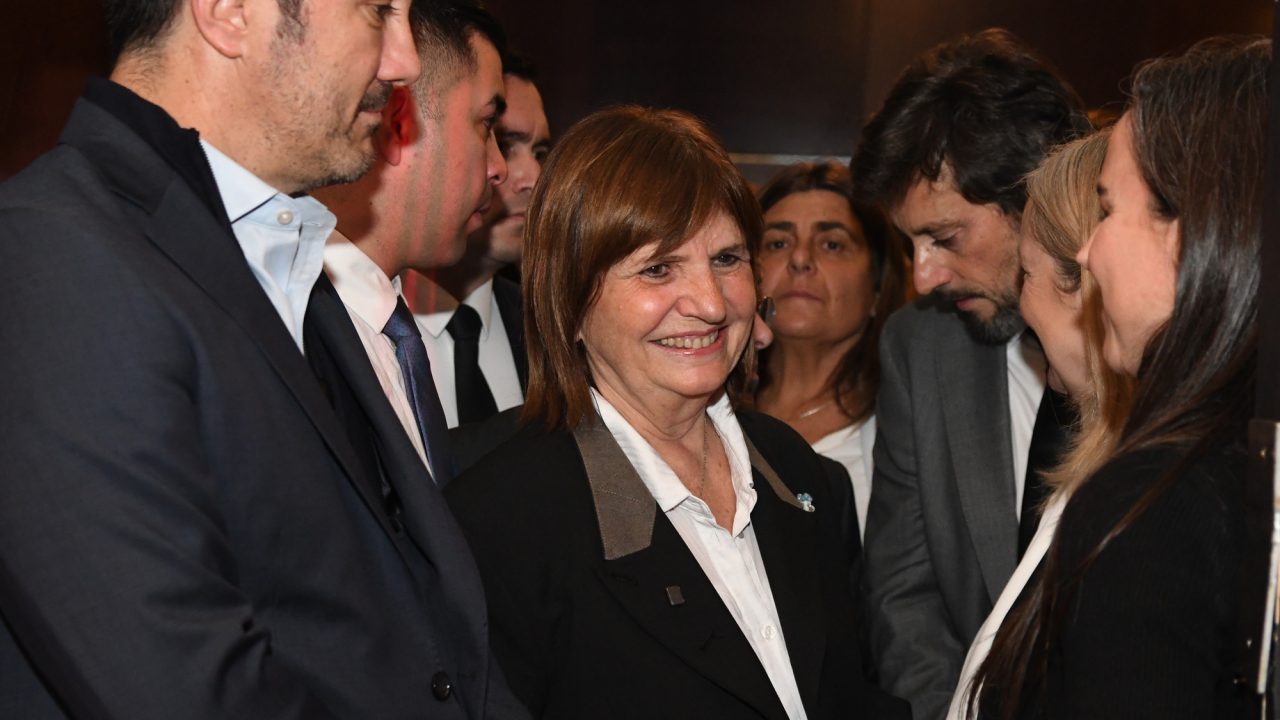 Patricia Bullrich Confirms Resignation Offer to Milei Amidst Judicial Nomination Dispute