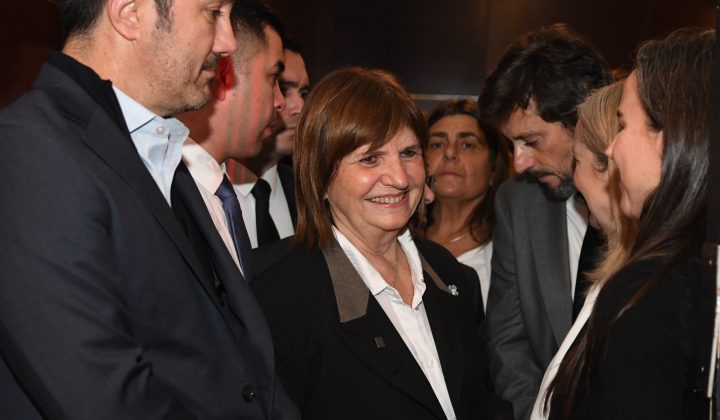 Patricia Bullrich Confirms Resignation Offer to Milei Amidst Judicial Nomination Dispute