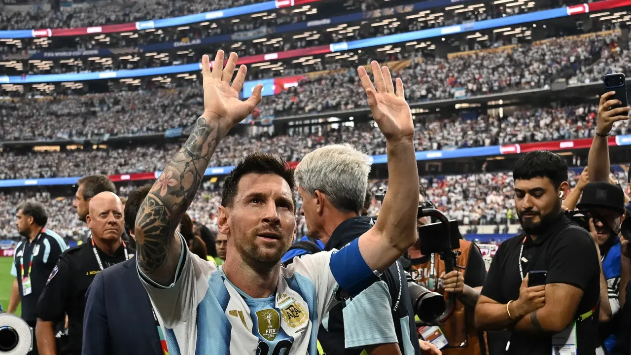 Messi Sets New World Cup Scoring Record in Argentina Victory
